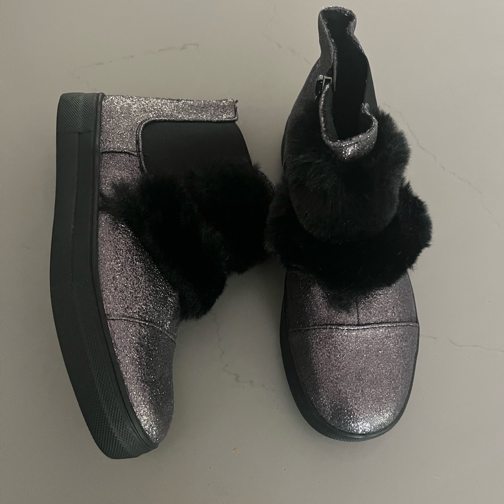 New Kidpik Boots